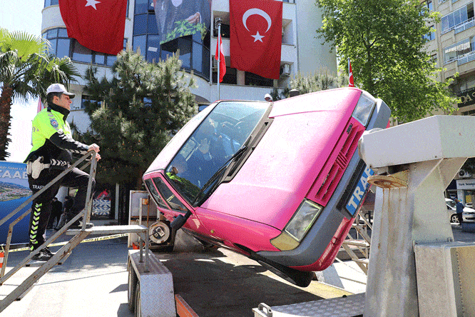 Akçaabat'ta trafik haftası etkinliği yapıldı