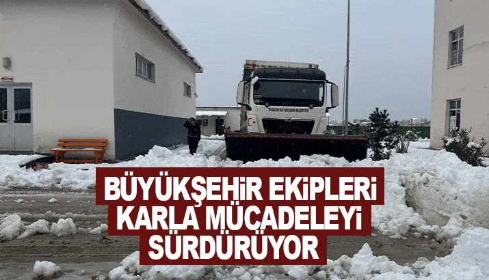 Trabzon Büyükşehir ekipleri karla mücadeleyi sürdürüyor