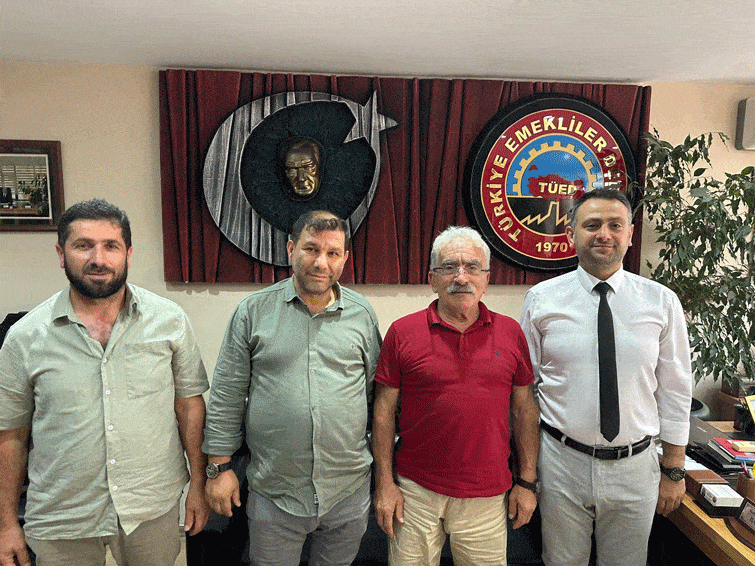 Saadet Partisi Ortahisar Yönetim Kurulu’ndan Trabzon Emekliler Derneği’ne Anlamlı Ziyaret